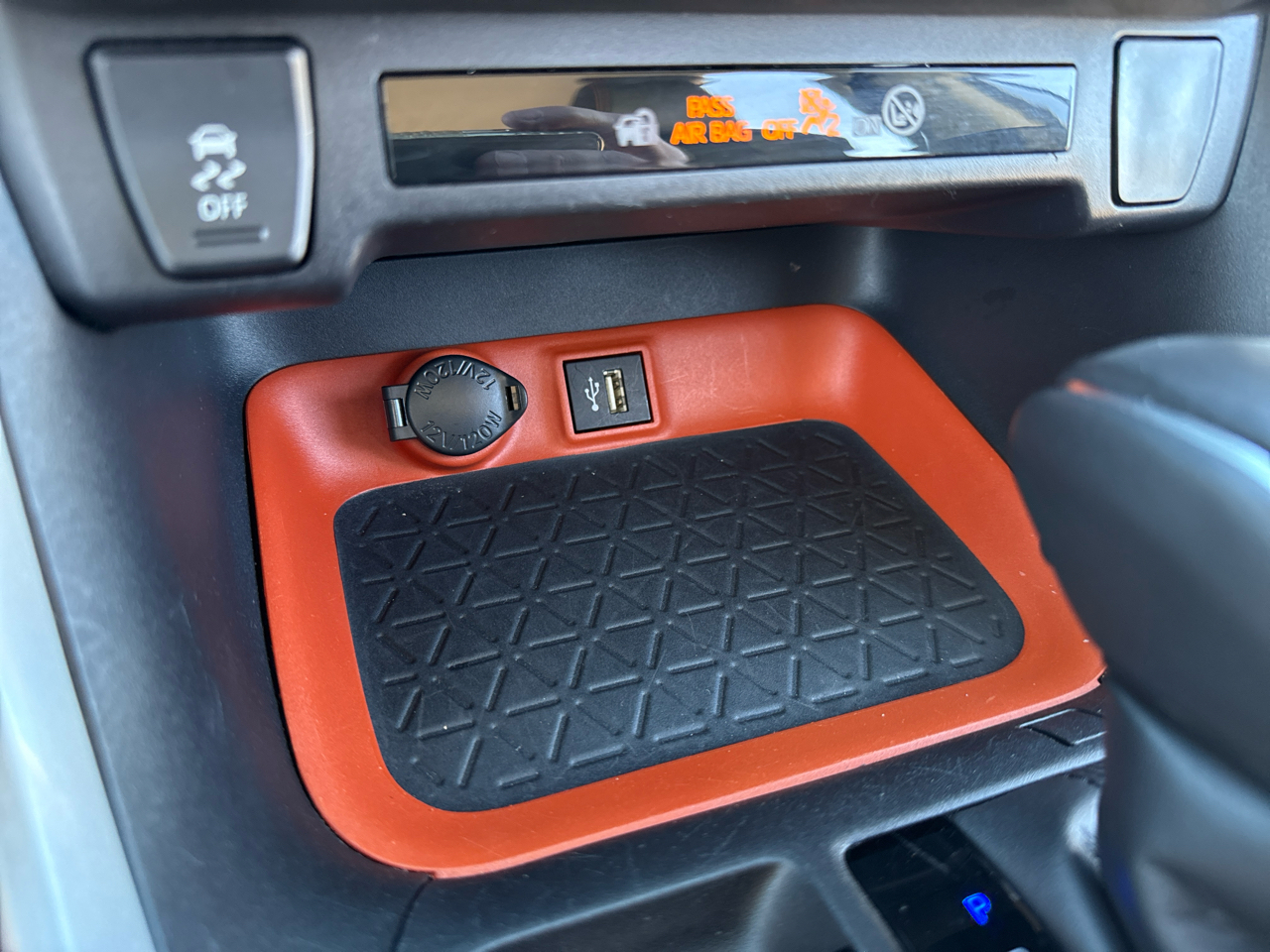 Toyota RAV4 Adventure 4D SUV AWD 2024