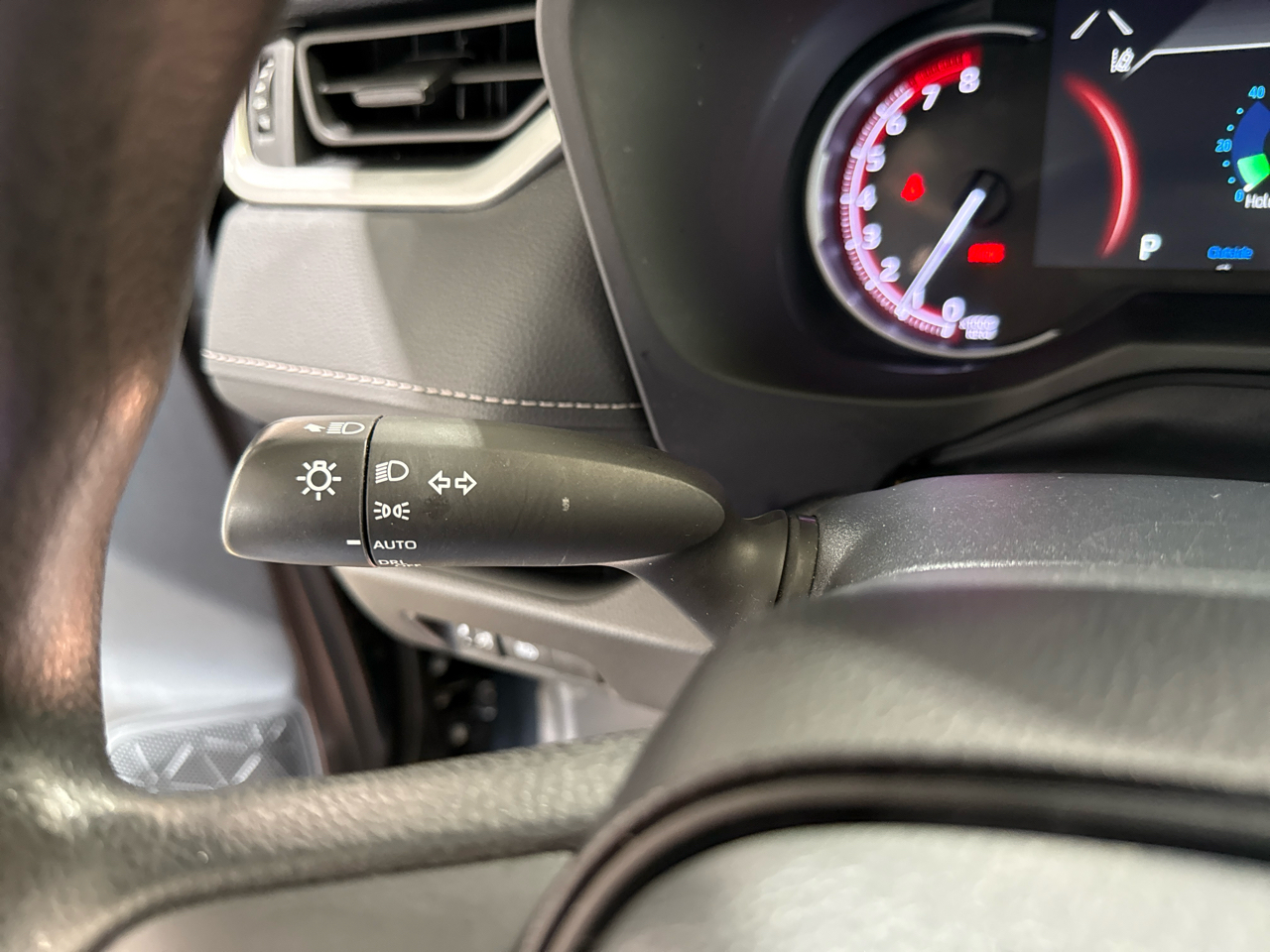 Toyota RAV4 XLE 4D SUV FWD 2024