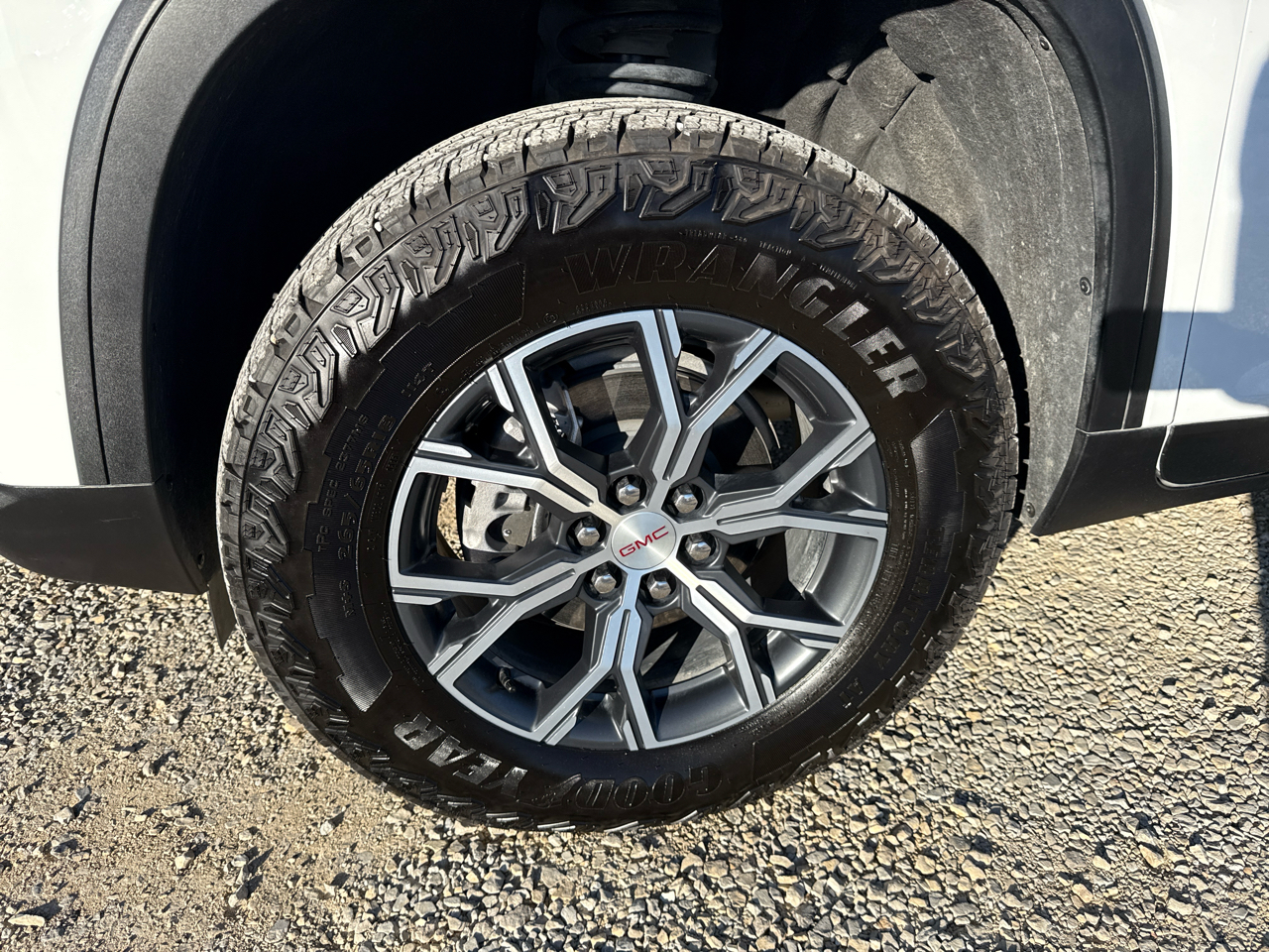 GMC Acadia AT4 4D SUV AWD 2025