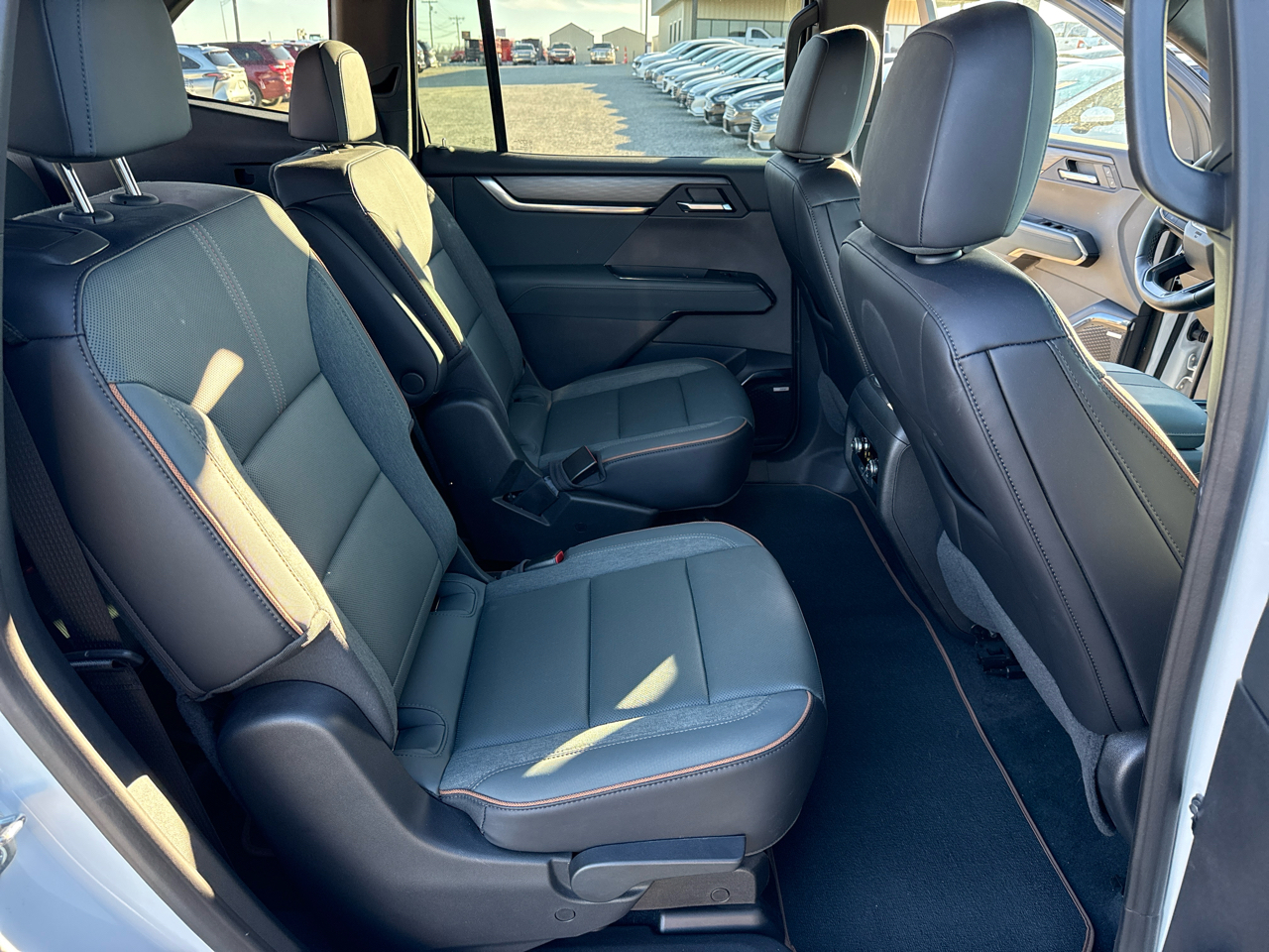 GMC Acadia AT4 4D SUV AWD 2025