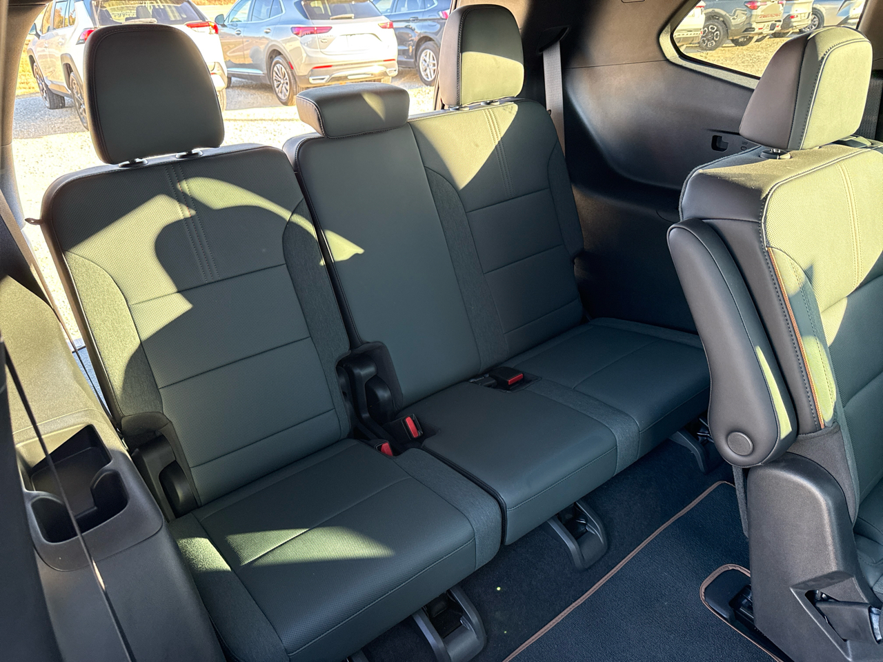 GMC Acadia AT4 4D SUV AWD 2025