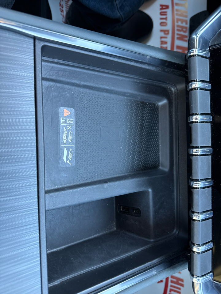 GMC Acadia AT4 4D SUV AWD 2025