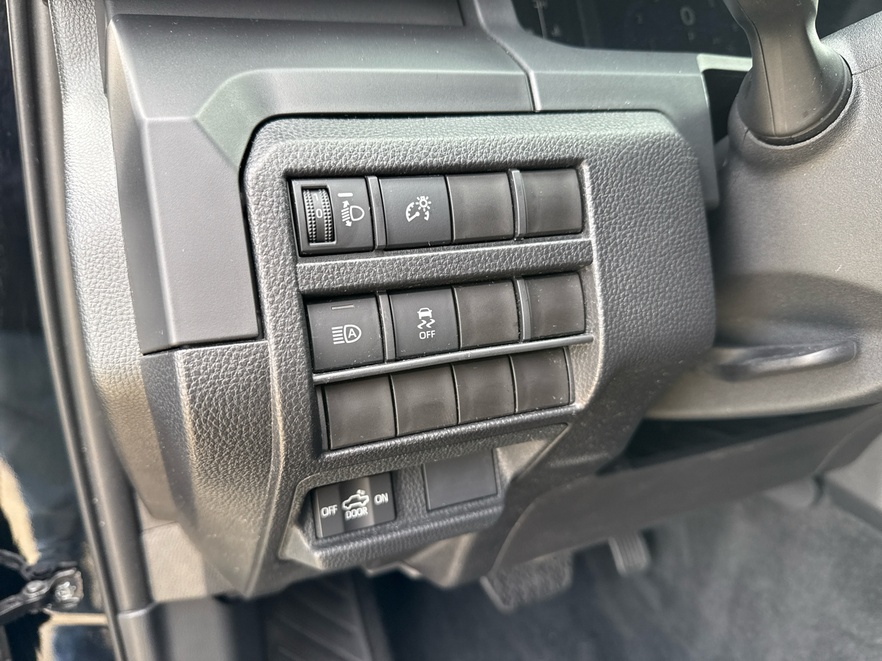 Toyota Tacoma SR Dbl Cab 4WD at 2025