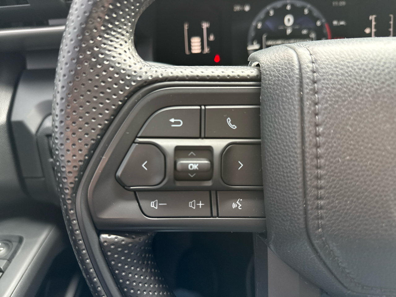 Toyota Tacoma SR Dbl Cab 4WD at 2025