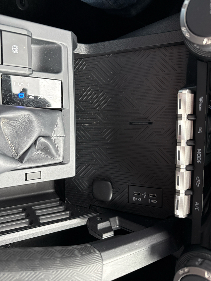 Toyota Tacoma SR Dbl Cab 4WD at 2025