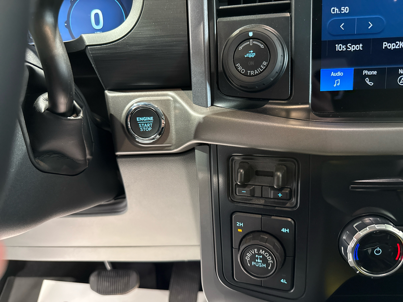 Ford F150 XLT Supercrew 4WD 145 2024