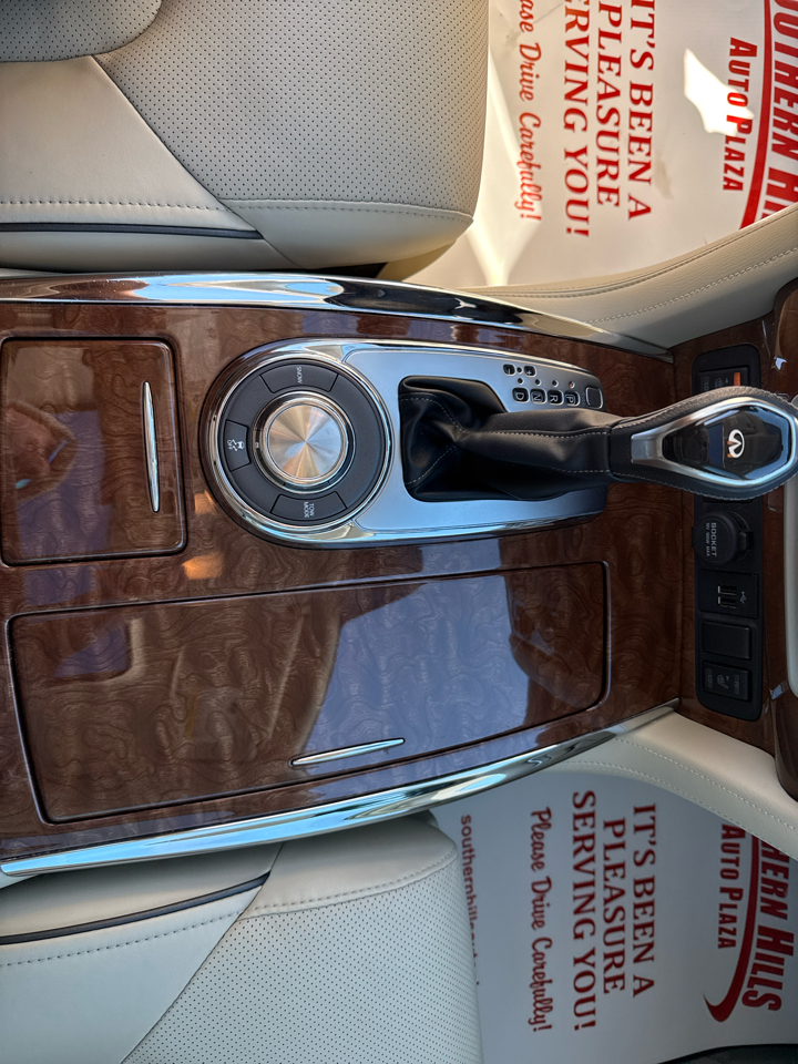 Infiniti QX80 Base 4D SUV RWD 2018