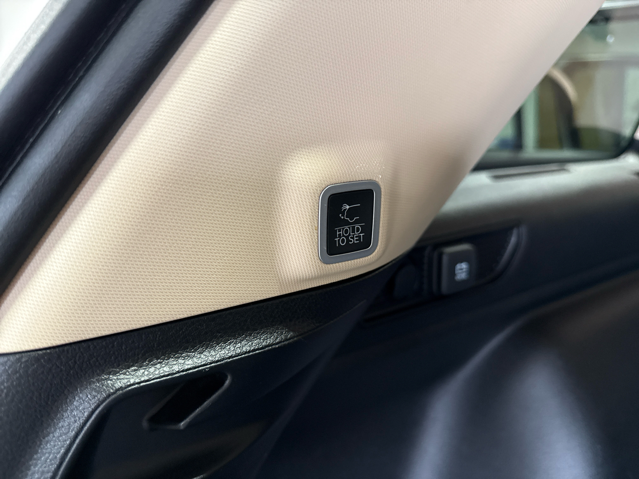 Jeep New Grand Cherokee Limited 4D SUV 4WD 2022