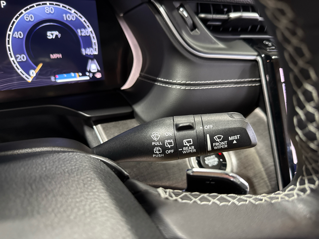 Jeep New Grand Cherokee Limited 4D SUV 4WD 2022