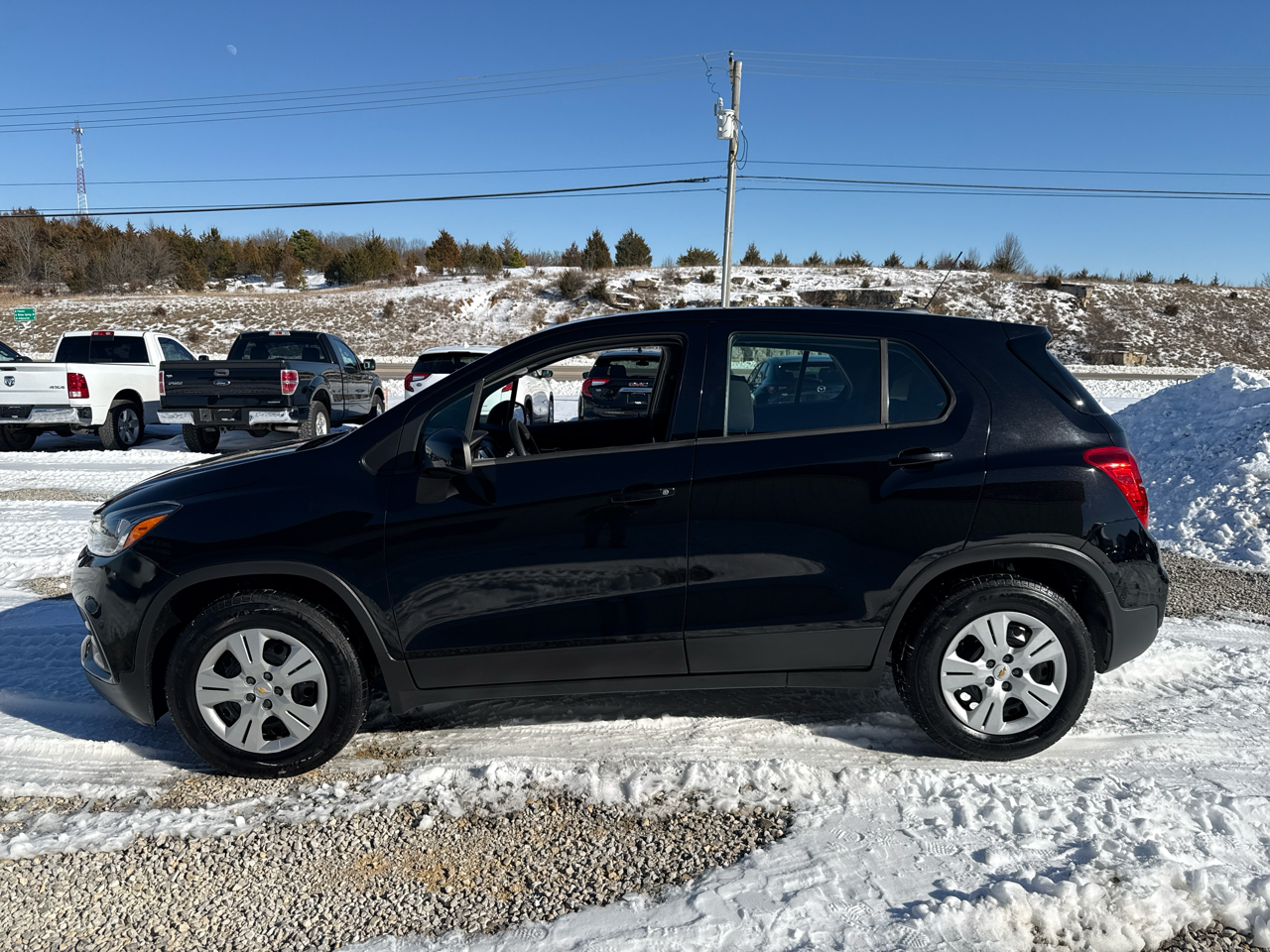 Chevrolet Trax LS 4D SUV FWD 2017