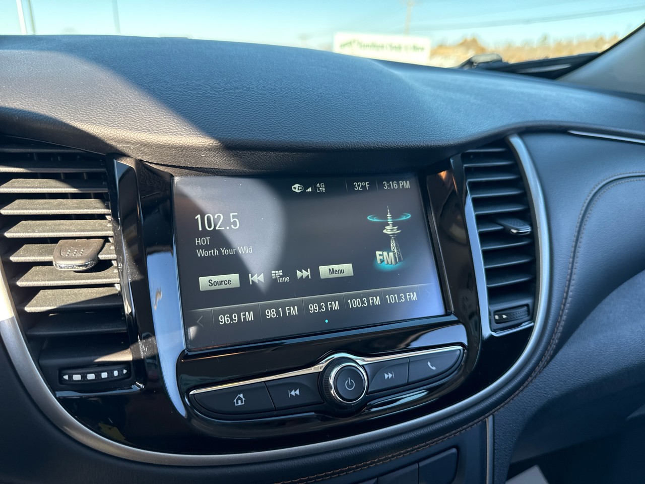 Chevrolet Trax LS 4D SUV FWD 2017