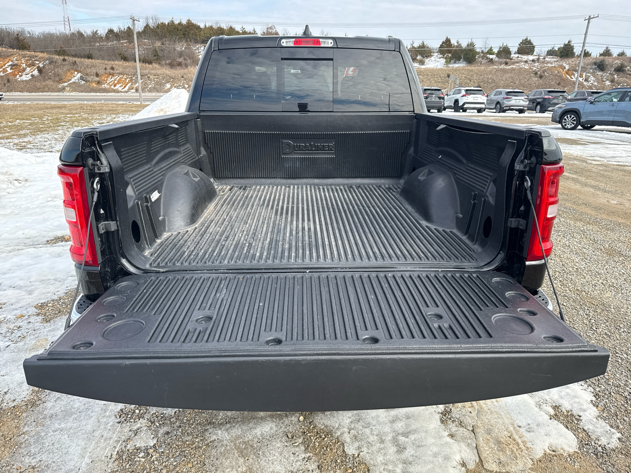 RAM 1500 Laramie Crew Cab 4WD SWB 2025