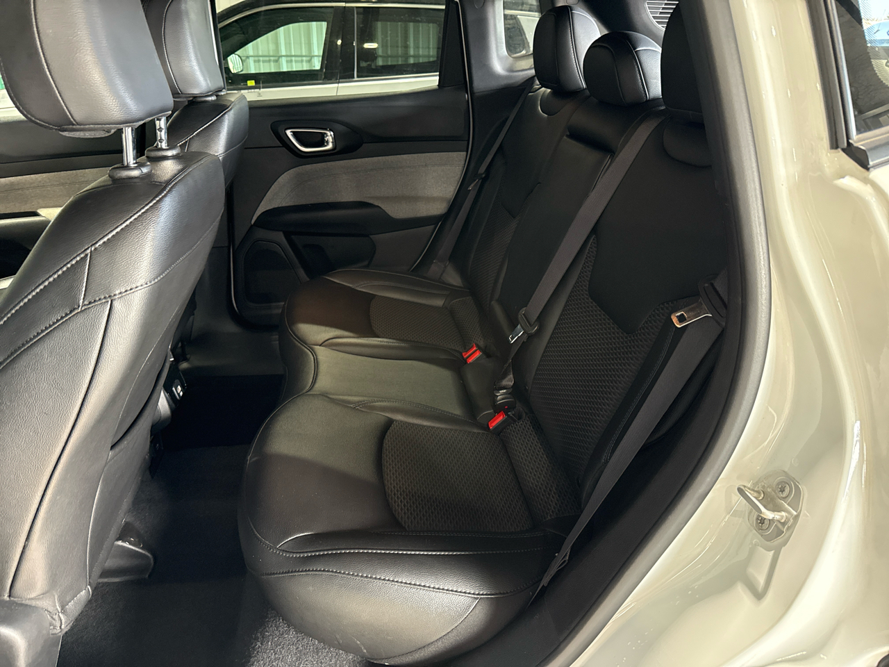 Jeep Compass Latitude 4D SUV 4WD 2024