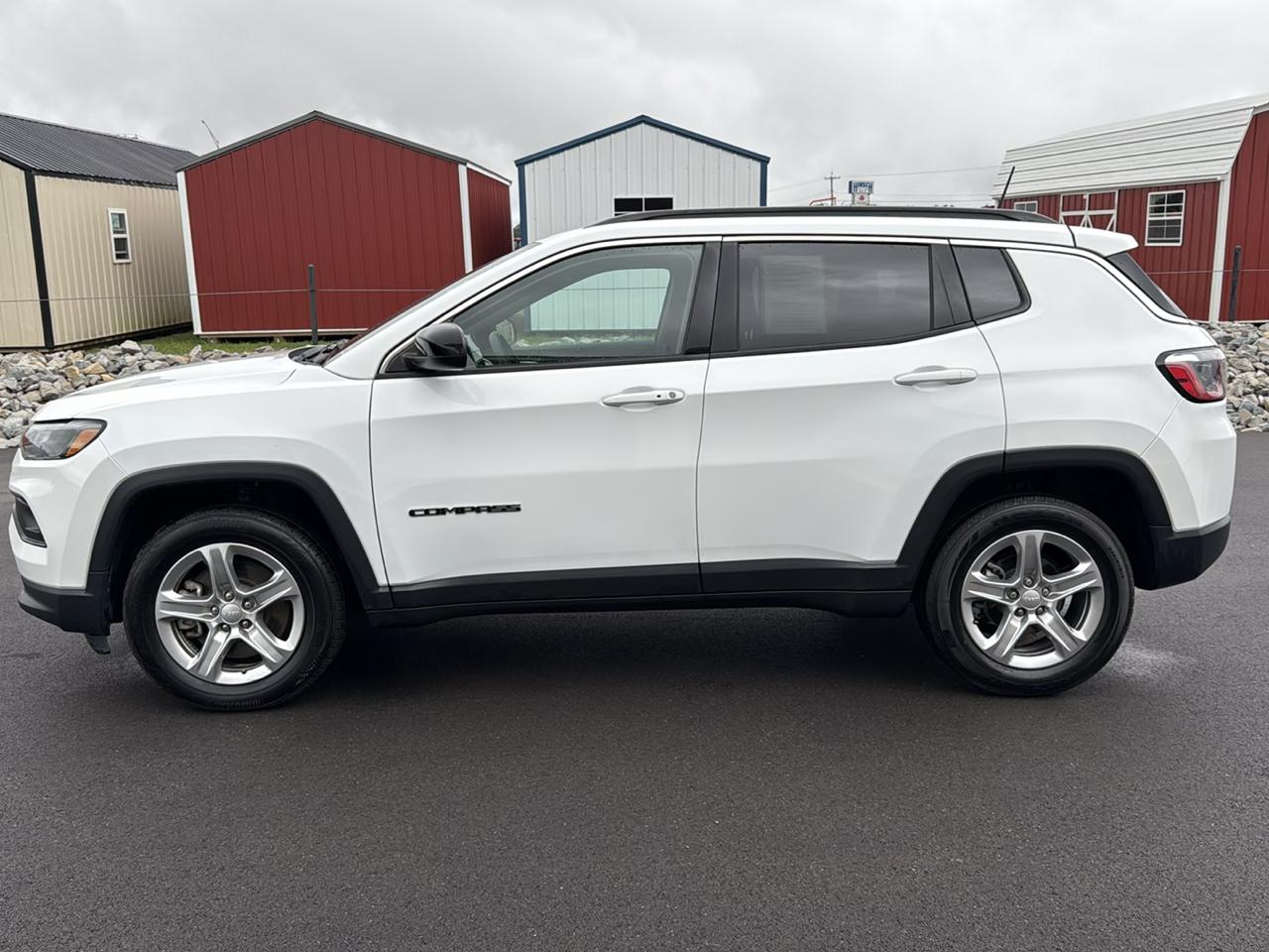 Jeep Compass Latitude 4D SUV 4WD 2024