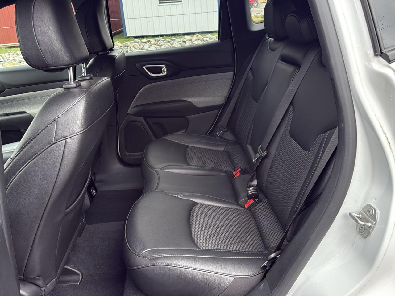 Jeep Compass Latitude 4D SUV 4WD 2024