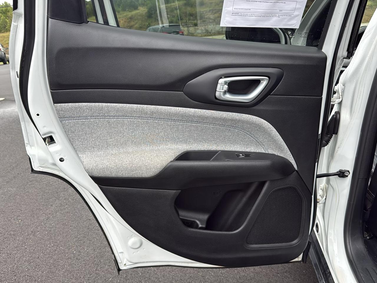 Jeep Compass Latitude 4D SUV 4WD 2024