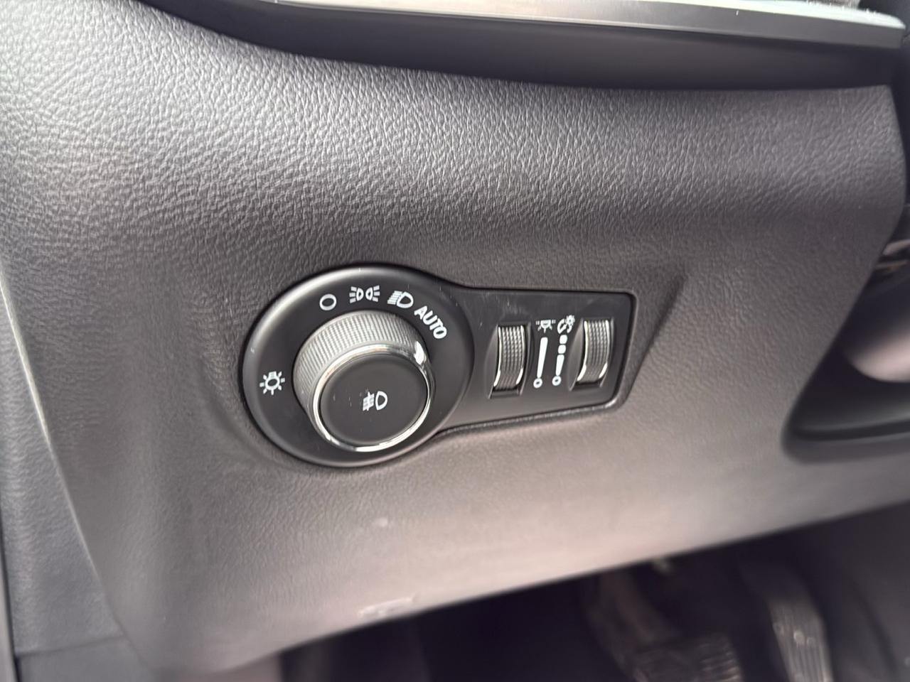 Jeep Compass Latitude 4D SUV 4WD 2024