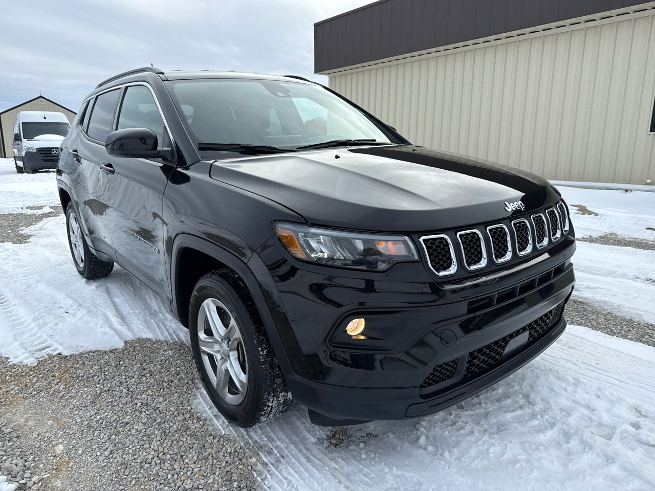Jeep Compass Latitude 4D SUV 4WD 2024