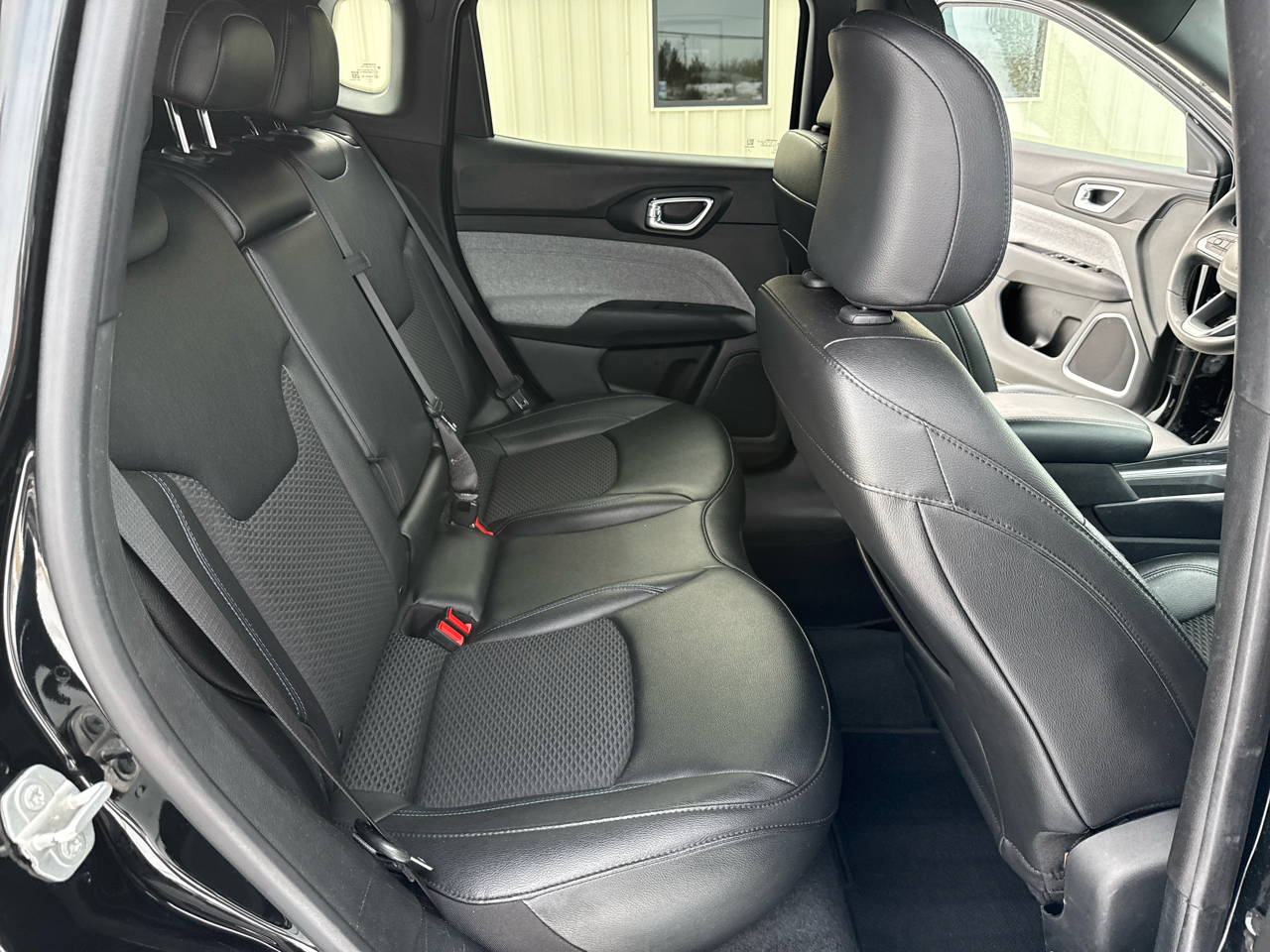 Jeep Compass Latitude 4D SUV 4WD 2024