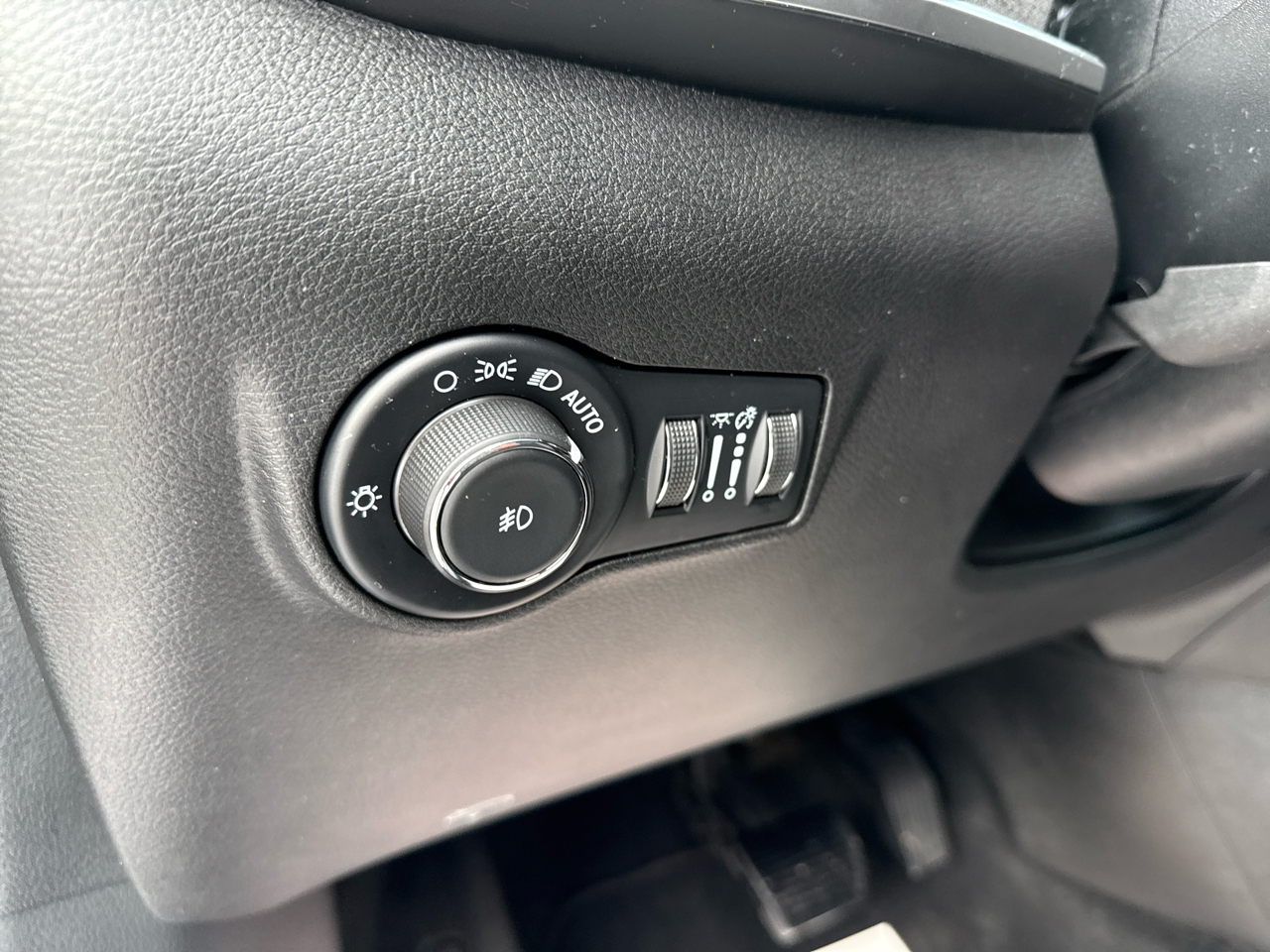 Jeep Compass Latitude 4D SUV 4WD 2024