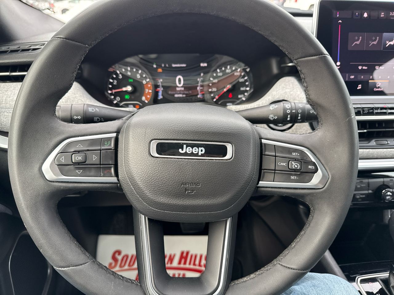 Jeep Compass Latitude 4D SUV 4WD 2024