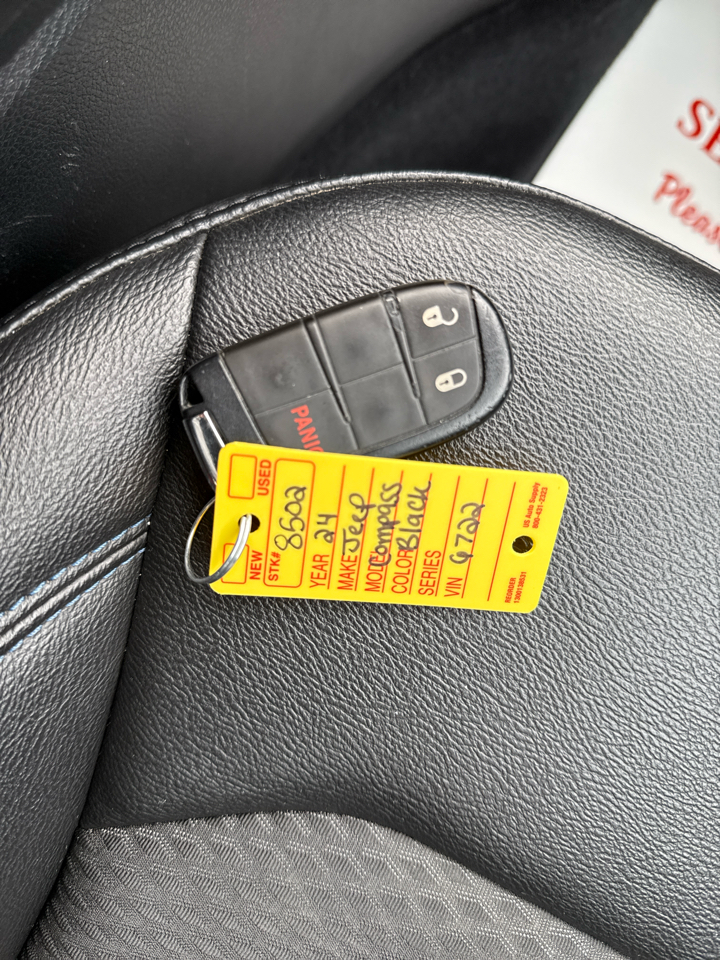 Jeep Compass Latitude 4D SUV 4WD 2024