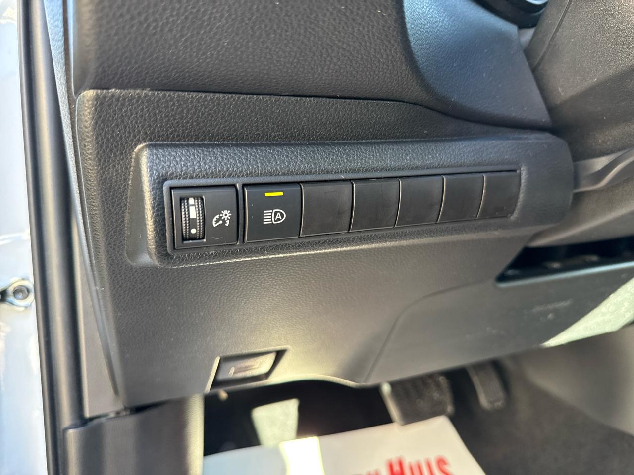 Toyota Corolla LE 4D Sedan 2024