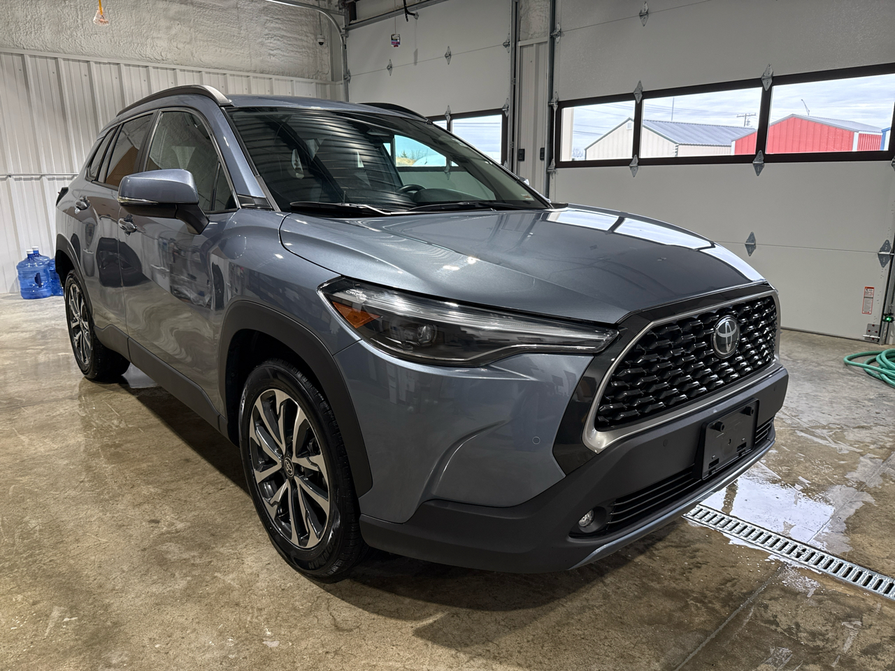 Toyota Corolla Cross XLE 4D SUV AWD 2024