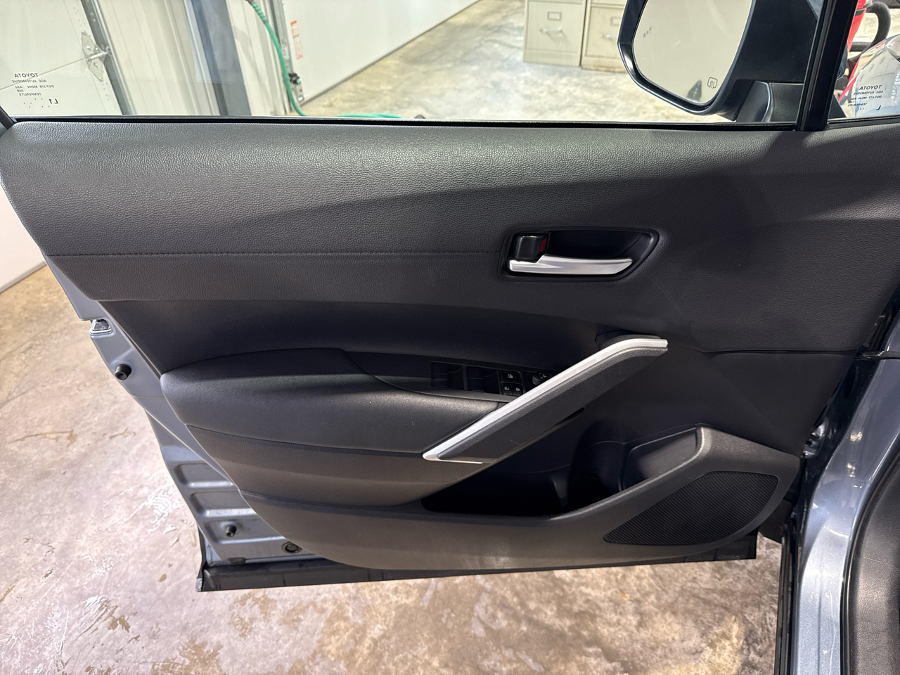 Toyota Corolla Cross XLE 4D SUV AWD 2024