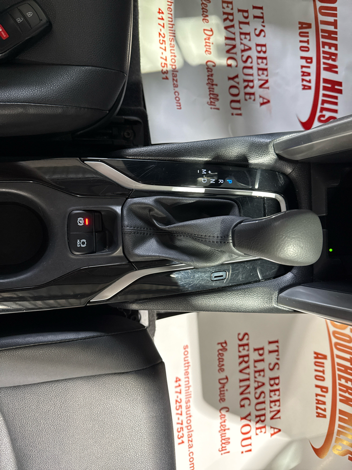 Toyota Corolla Cross XLE 4D SUV AWD 2024