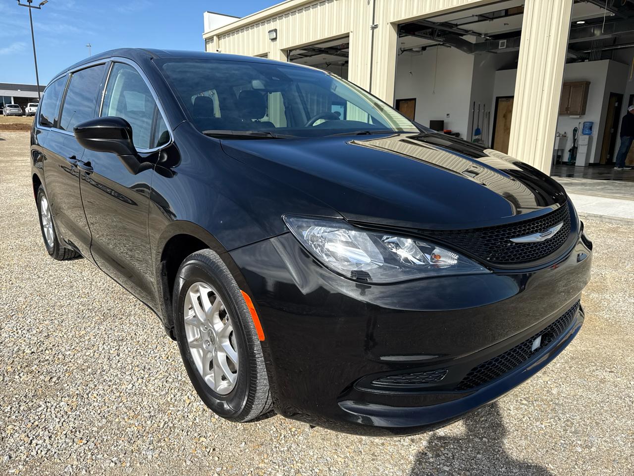 Chrysler Voyager LX Wagon 2023