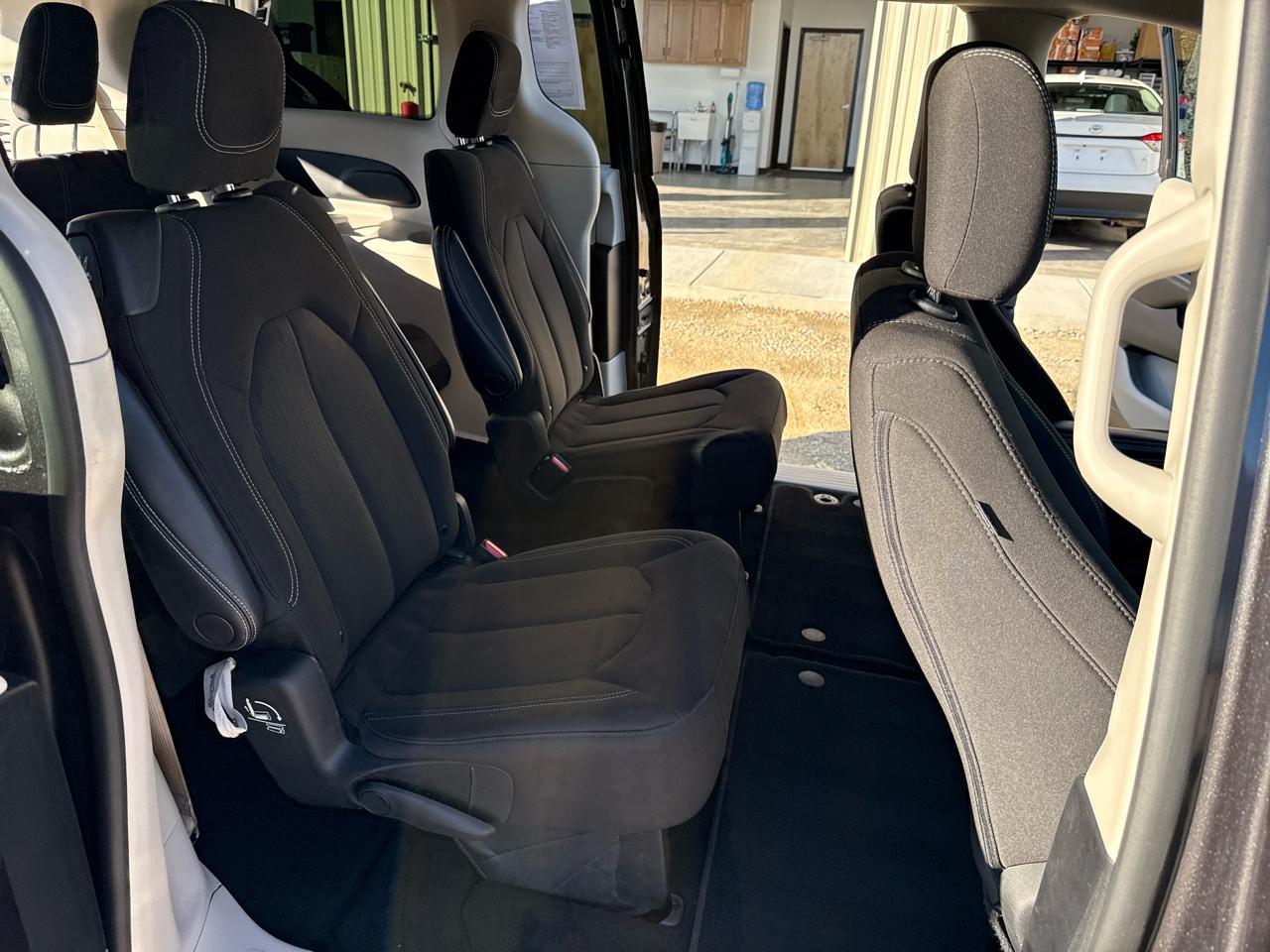 Chrysler Voyager LX Wagon 2022