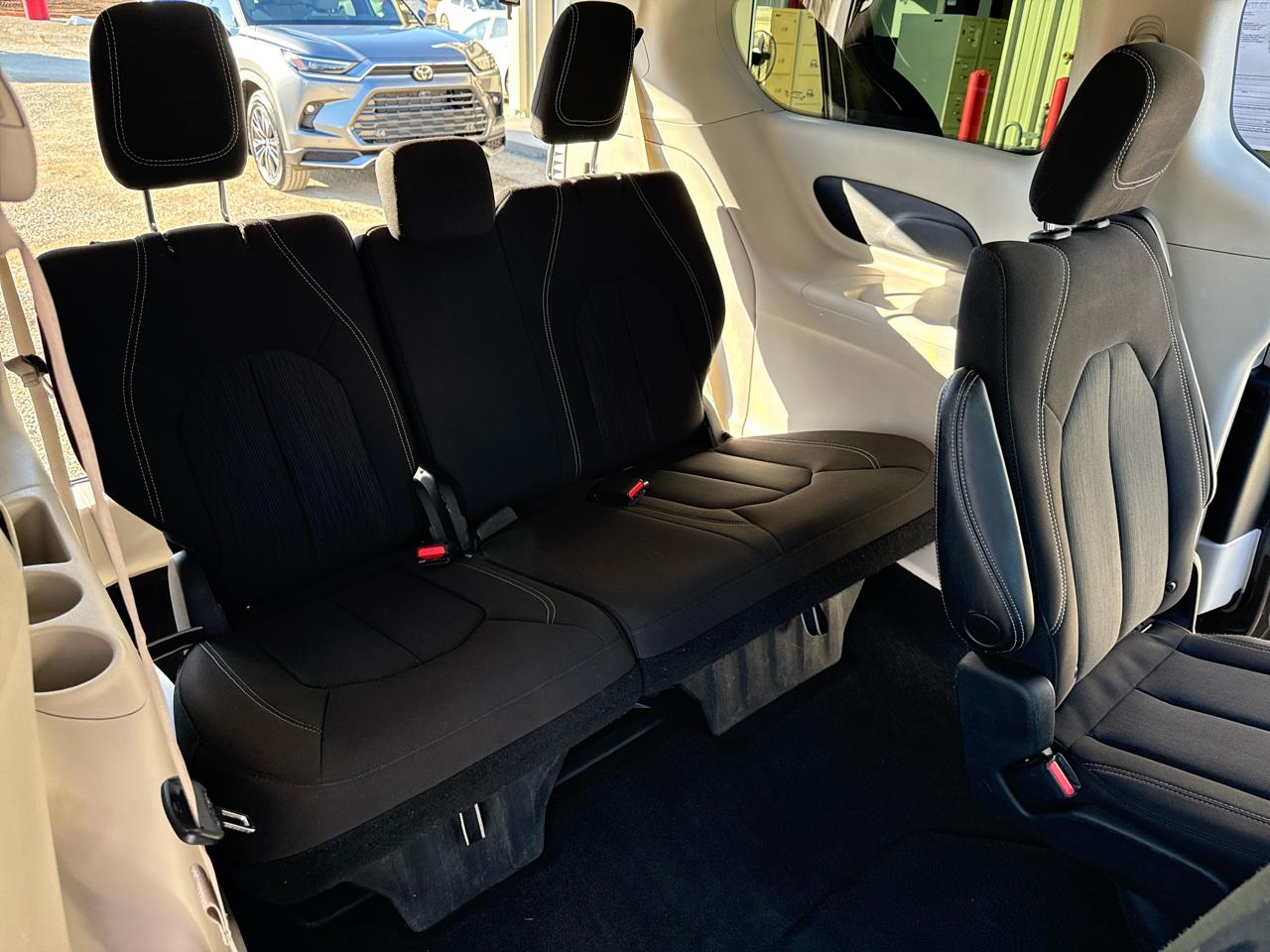 Chrysler Voyager LX Wagon 2022