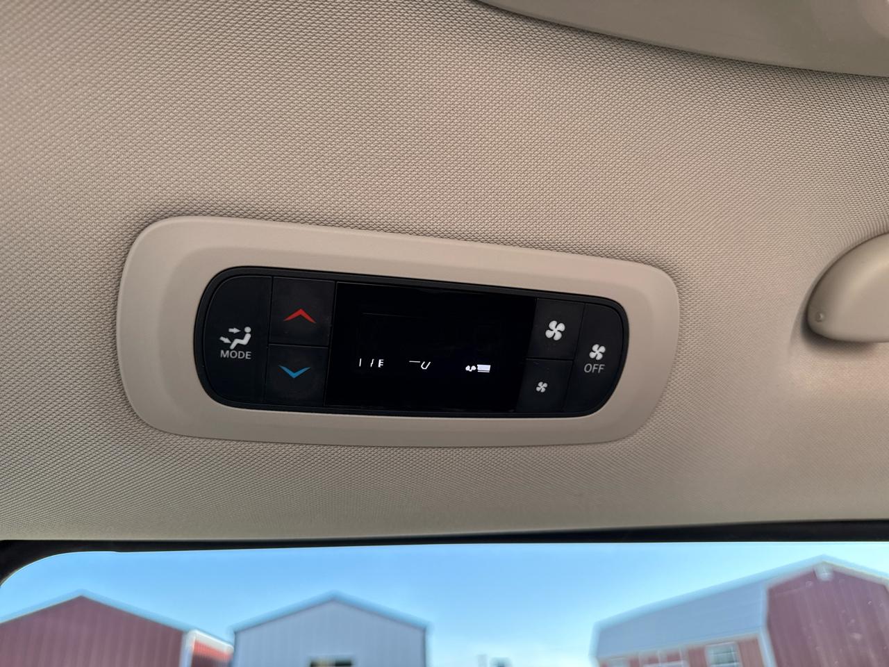 Chrysler Voyager LX Wagon 2022