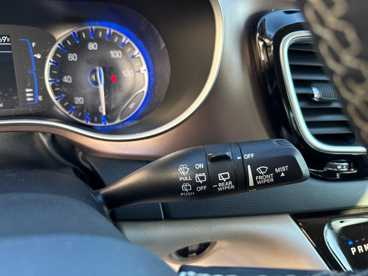 Chrysler Voyager LX Wagon 2022