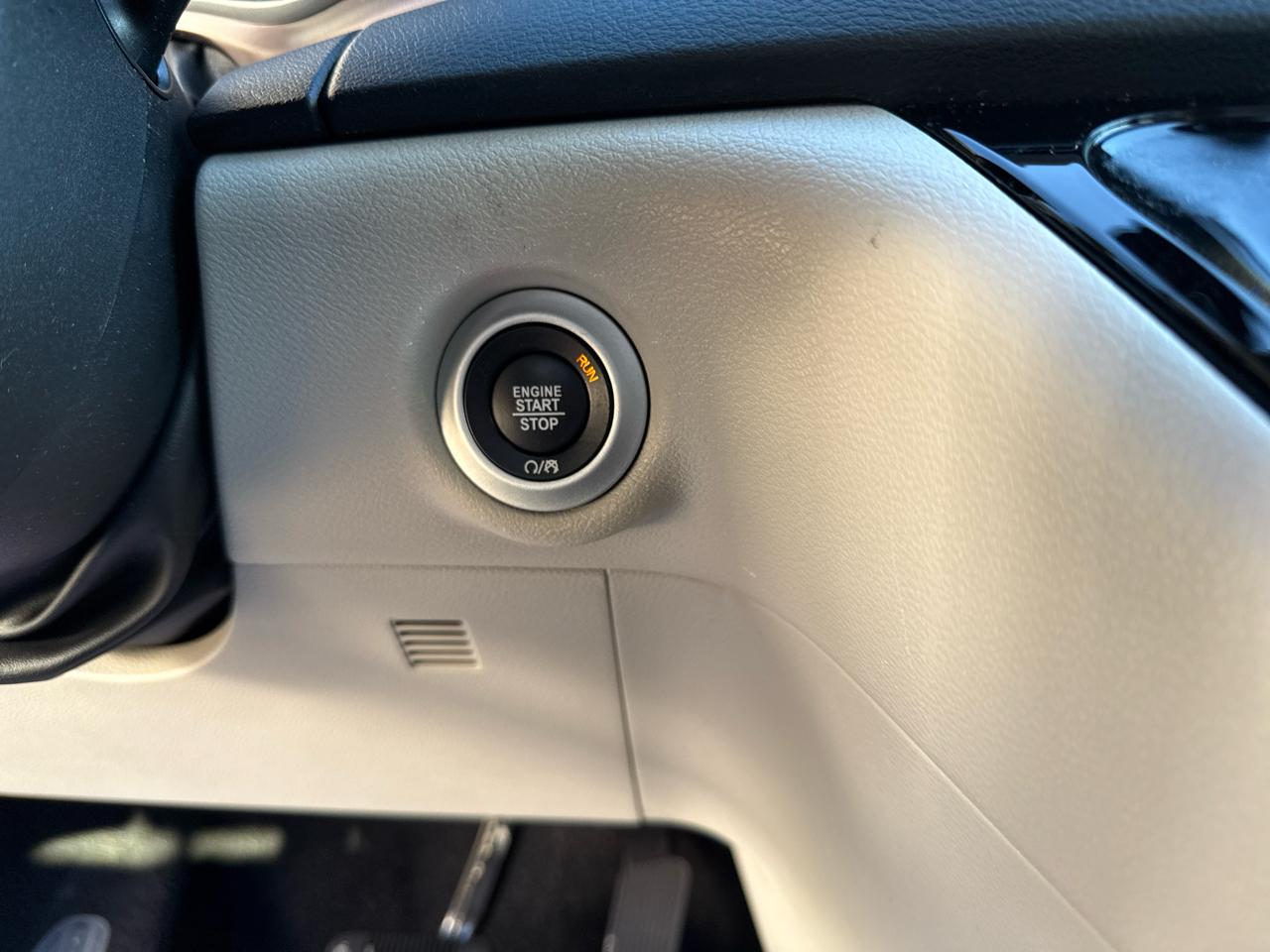 Chrysler Voyager LX Wagon 2022