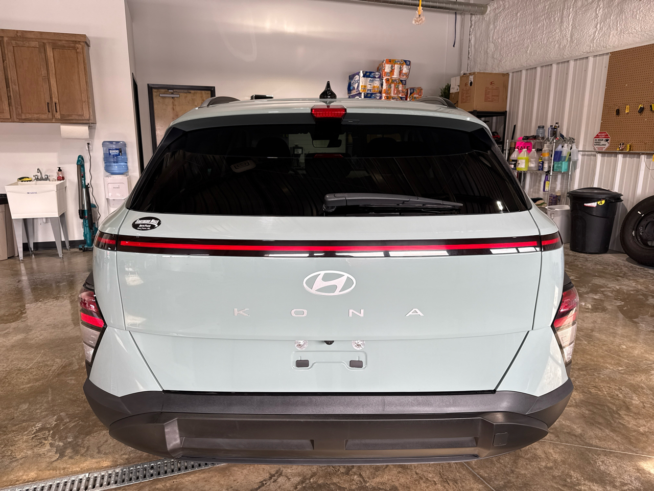 Hyundai Kona SEL 4D SUV FWD 2.0L 2025