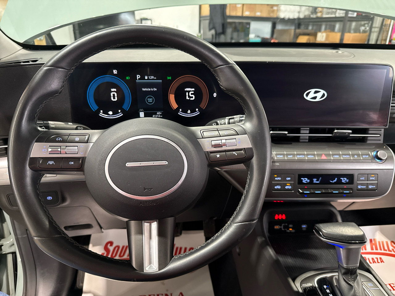 Hyundai Kona SEL 4D SUV FWD 2.0L 2025