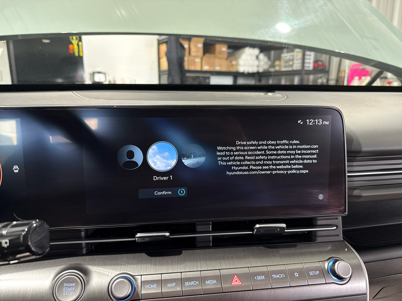 Hyundai Kona SEL 4D SUV FWD 2.0L 2025