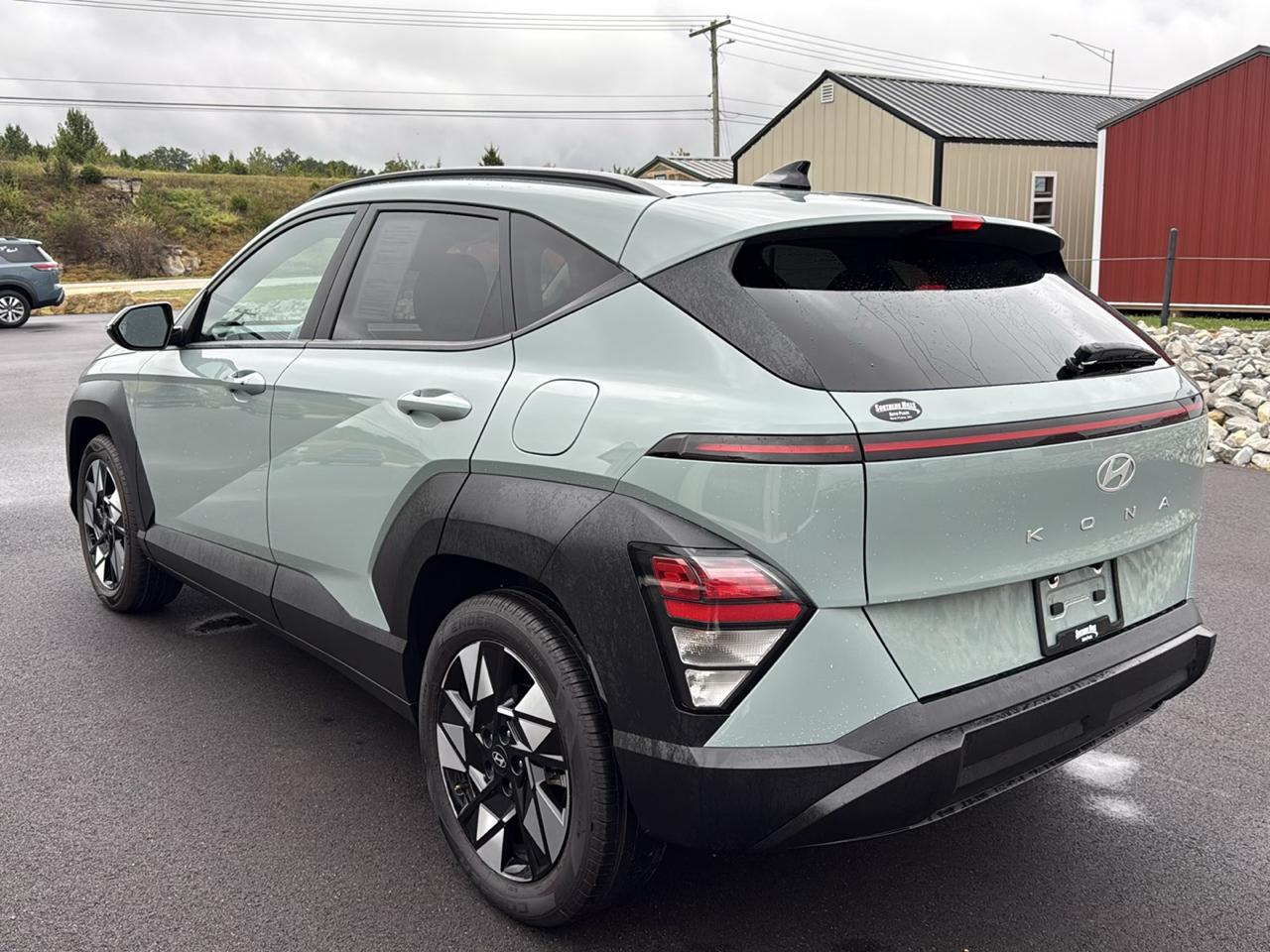 Hyundai Kona SEL 4D SUV FWD 2.0L 2025