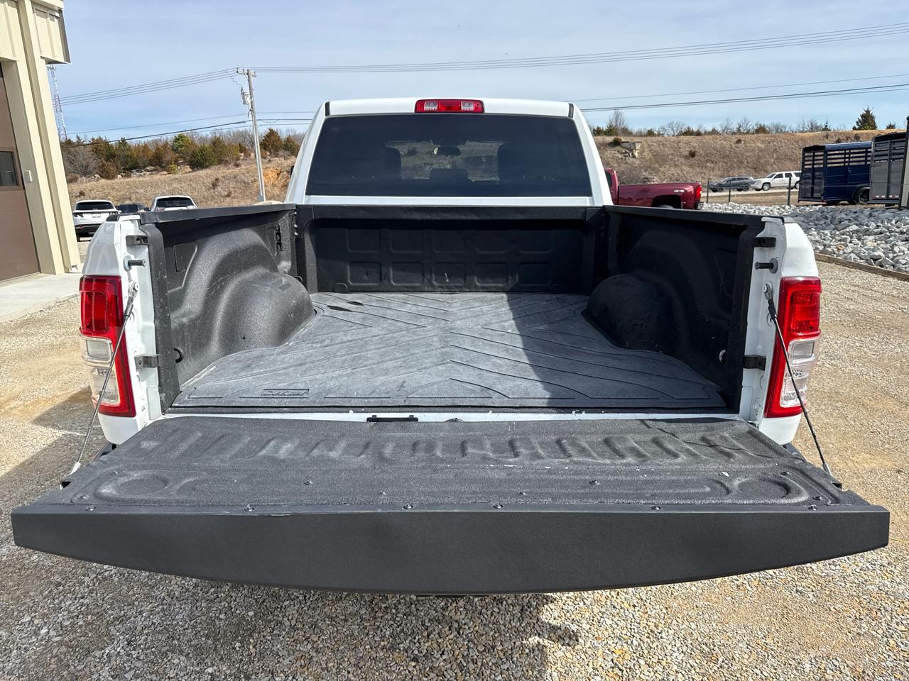 RAM 2500 Tradesman Crew Cab 4WD SWB 2023