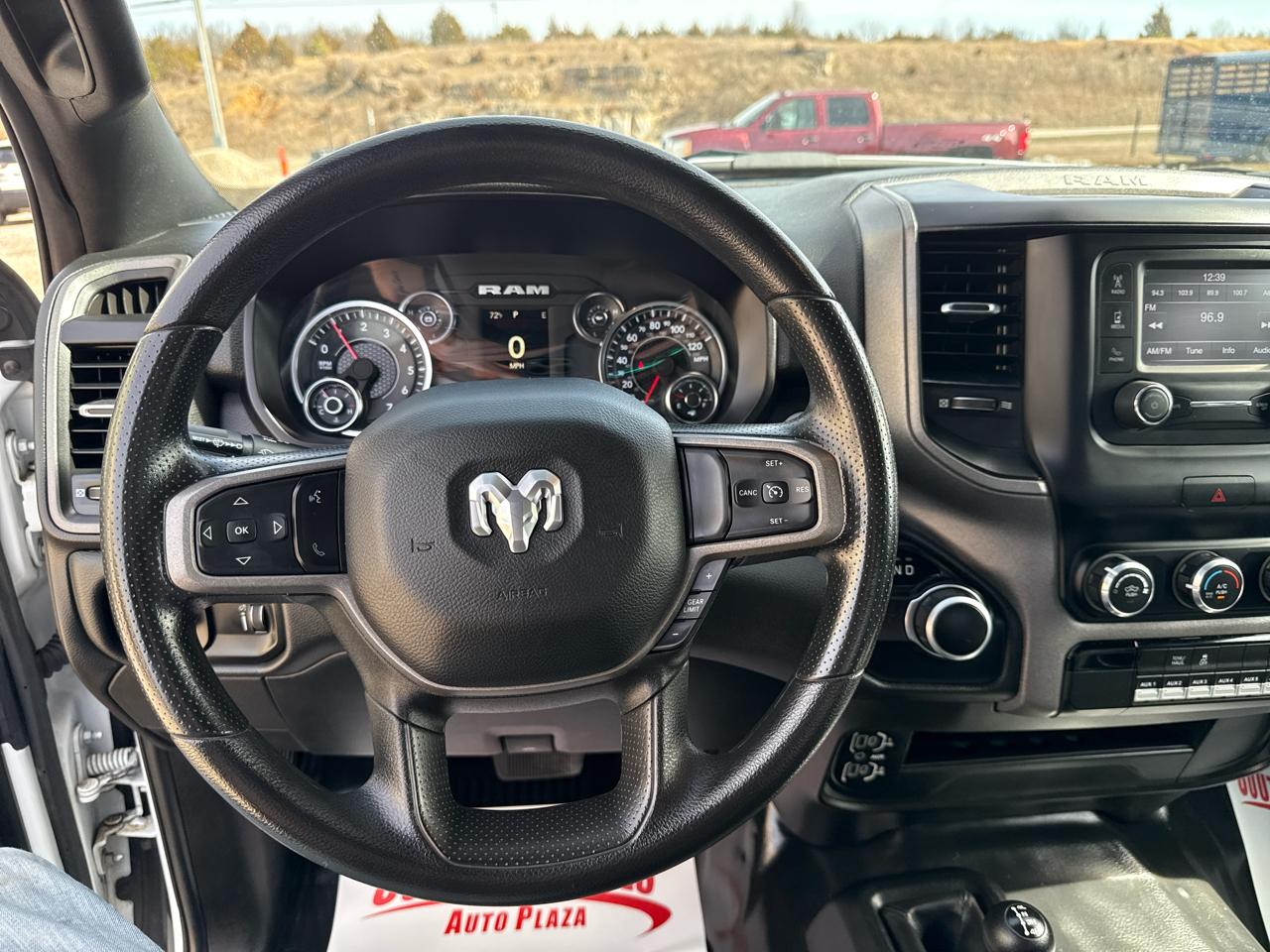 RAM 2500 Tradesman Crew Cab 4WD SWB 2023