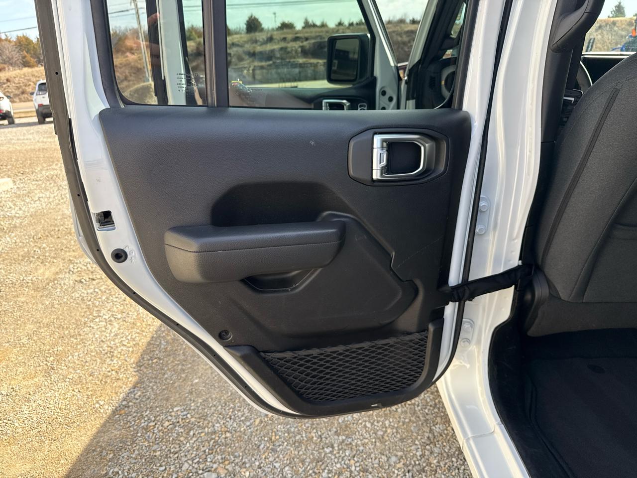 Jeep Wrangler Sport 4D SUV 4WD 2024