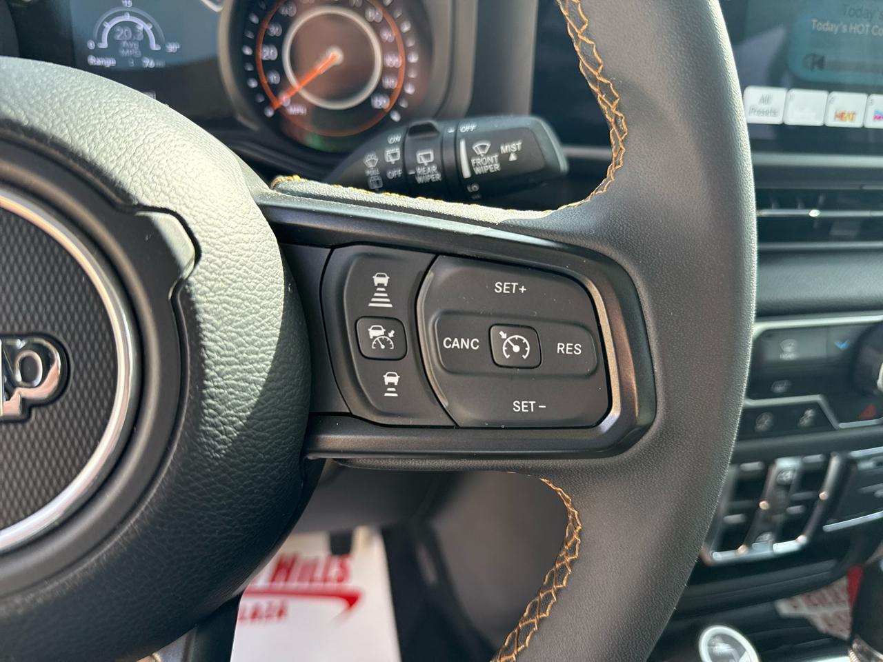 Jeep Wrangler Sport 4D SUV 4WD 2024