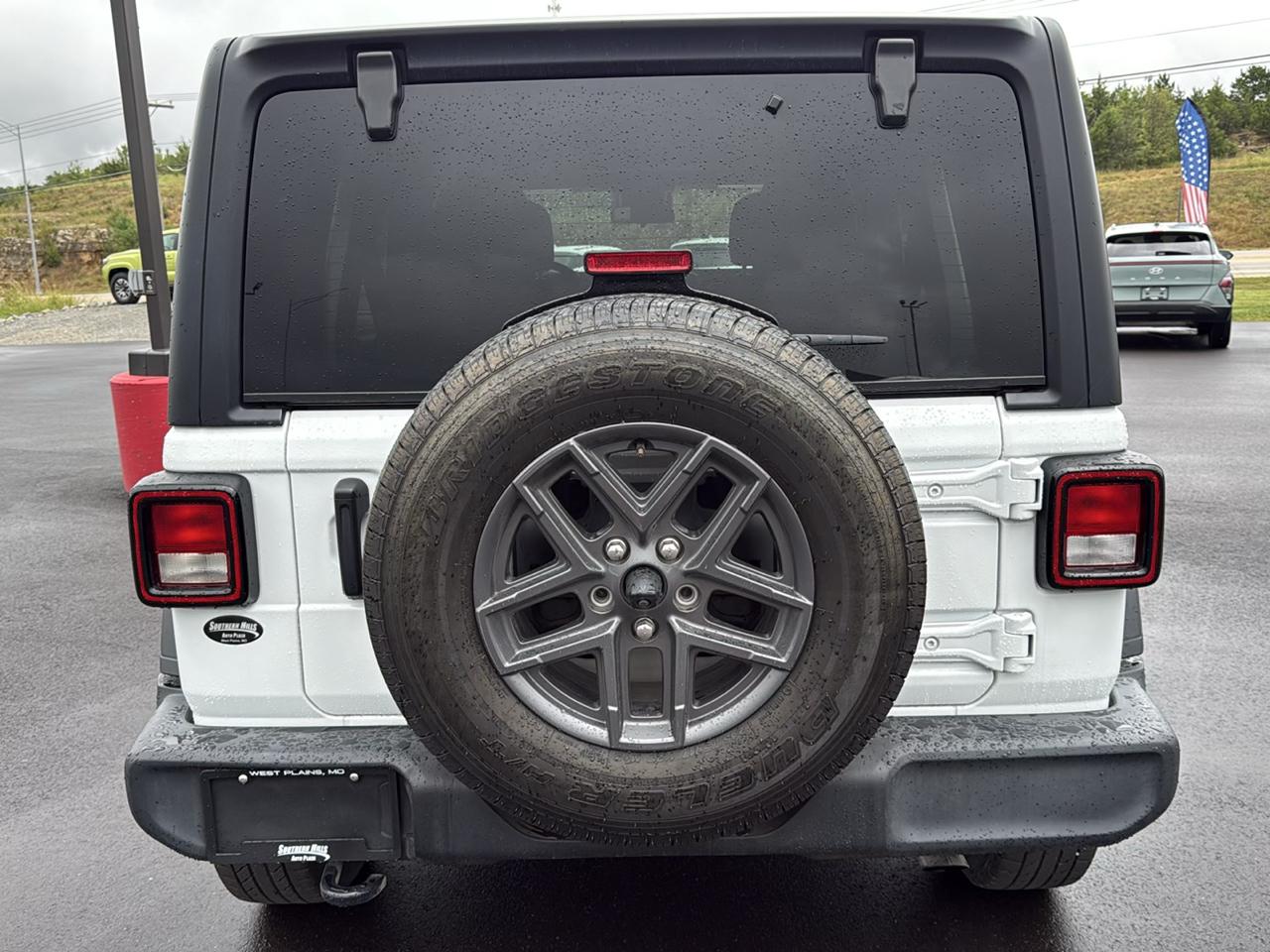 Jeep Wrangler Sport 4D SUV 4WD 2024