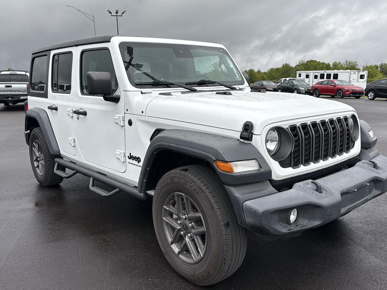 Jeep Wrangler Sport 4D SUV 4WD 2024