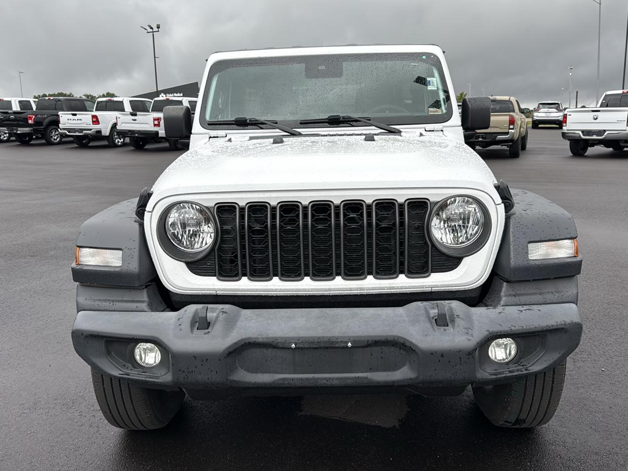 Jeep Wrangler Sport 4D SUV 4WD 2024