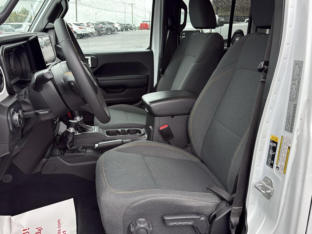 Jeep Wrangler Sport 4D SUV 4WD 2024