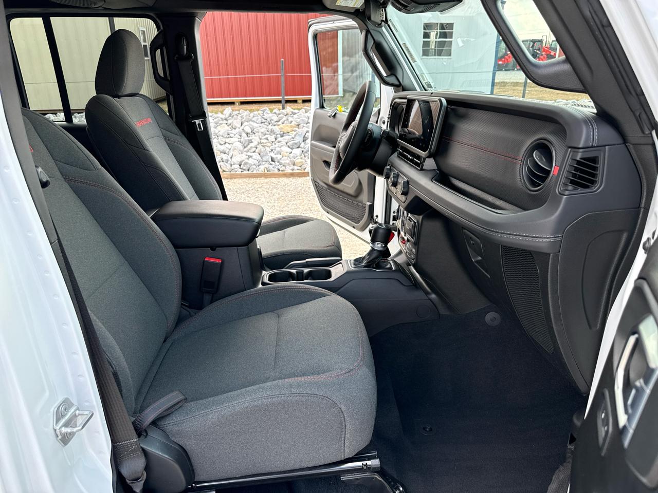 Jeep Wrangler Rubicon 4D SUV 4WD 2025