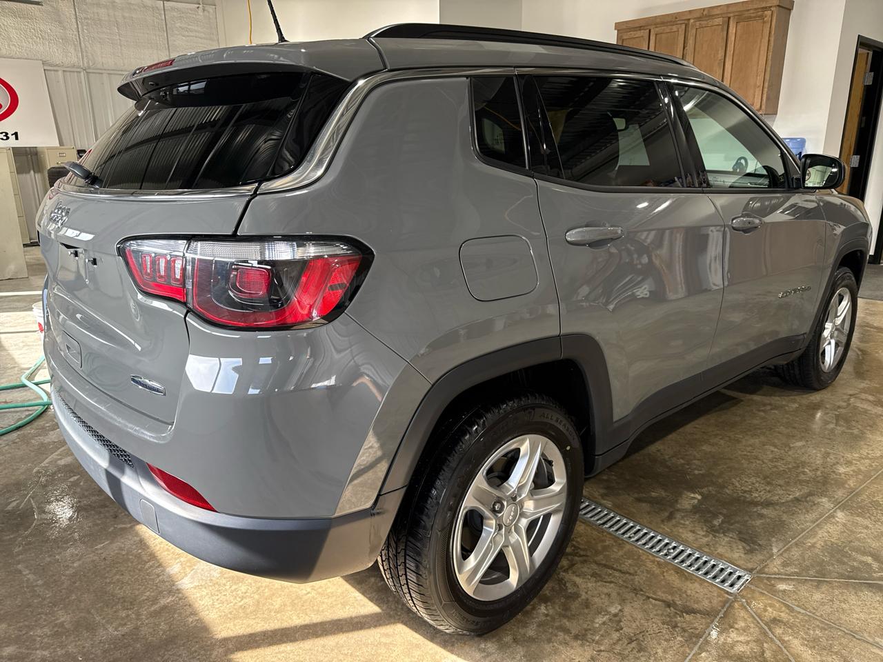 Jeep Compass Latitude 4D SUV 4WD 2024